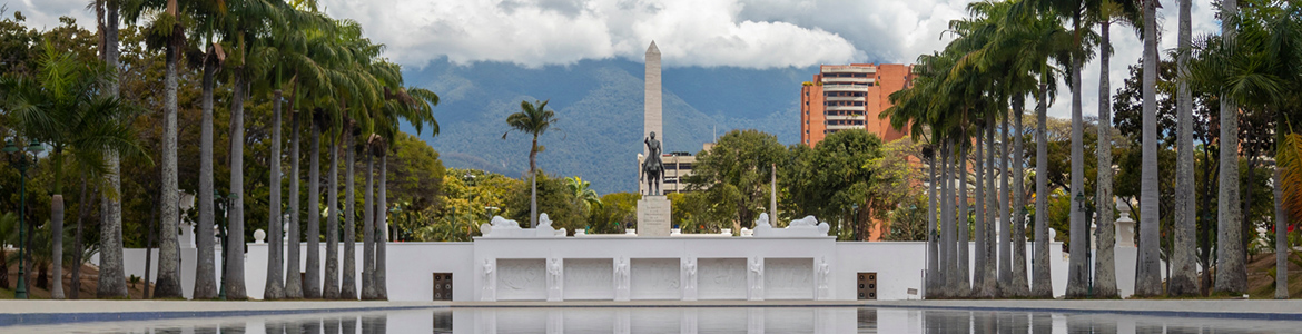 Vista panorâmica do Paseo Los Proceres em Caracas, Venezuela.