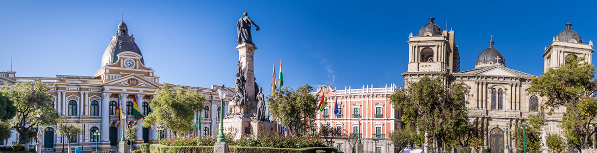 Plaza Murillo, Palácio do Governo Boliviano e Catedral Metropolitana, localizado em La Paz.