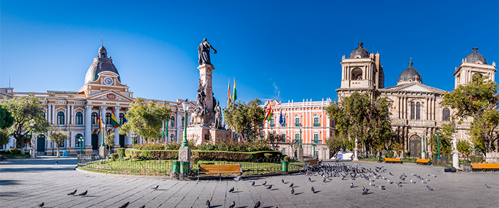 Plaza Murillo, Palácio do Governo Boliviano e Catedral Metropolitana, localizado em La Paz.